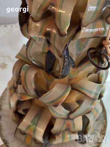 Метален свещник с голяма декоративна свещ, снимка 4 - Декорация за дома - 35738411