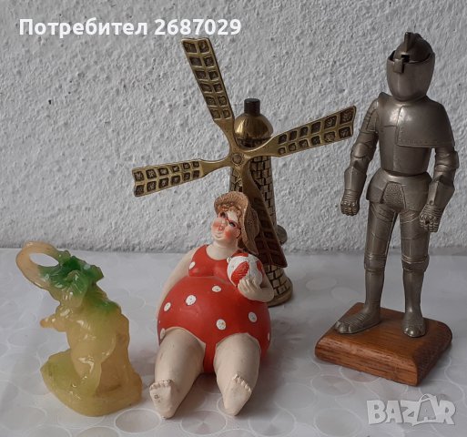 Дебелана на плаж, дебела жена с червен бански, снимка 1