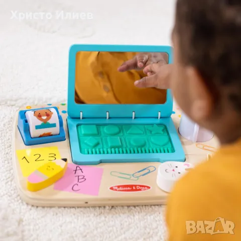 Дървена образователна играчка Лаптоп и бюро Melissa & Doug, снимка 2 - Образователни игри - 49721341
