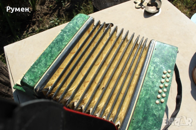 Акордеон - детски, снимка 7 - Антикварни и старинни предмети - 51449170