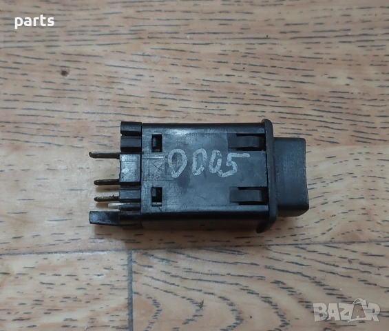 Бутон Подгрев Пежо 205 - Ситроен , снимка 3 - Части - 53806950