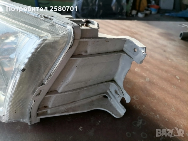 Продавам оригинален ляв фар за Хюндай H1 2004г , снимка 4 - Аксесоари и консумативи - 52612062