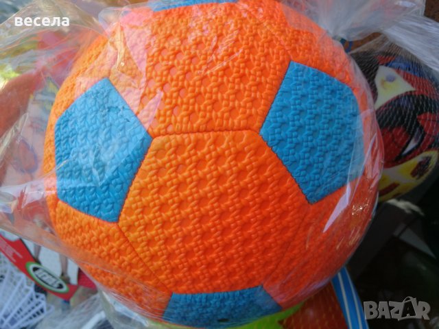 Фут болни топки, различни модели и и цветове , снимка 1 - Футбол - 41420009