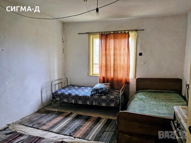 Къща голям двор в с. Пленемир , снимка 2 - Къщи - 52562625