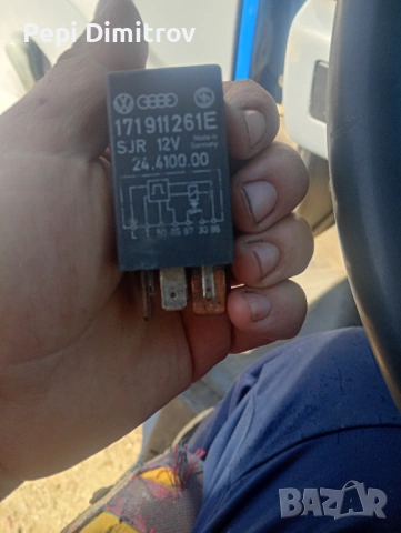 Реле за подгревни свещи VW T4 171911261E