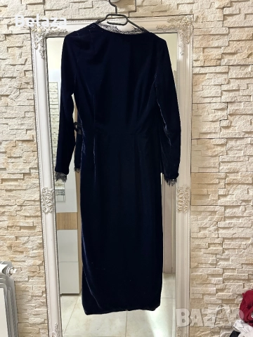 Дизайнерска кадифена рокля , снимка 2 - Рокли - 51987506