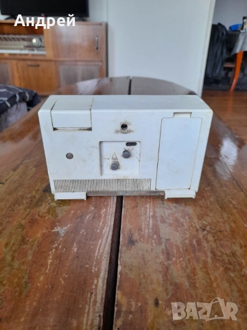 Настолен часовник,будилник СЛАВА,SLAVA #18, снимка 4 - Антикварни и старинни предмети - 53046364