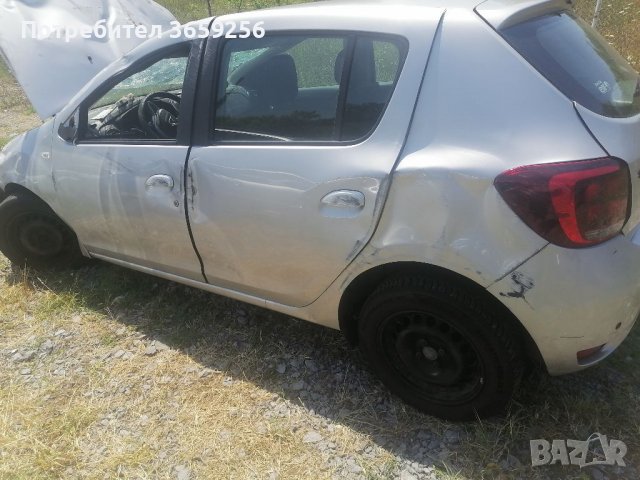 Дачия сандеро 1.5 90к дизел, снимка 8 - Автомобили и джипове - 39886166