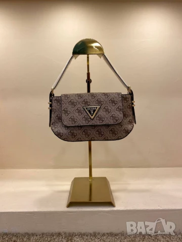 чанти guess, снимка 8 - Чанти - 51429030