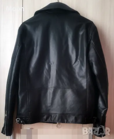 Ново кожено яке Bershka, снимка 2 - Якета - 48000529