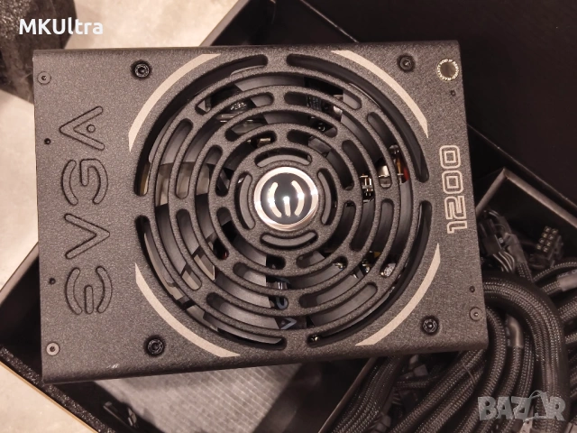 Захранване EVGA SuperNOVA P2 1200W Platinum, снимка 3 - Захранвания и кутии - 53343472