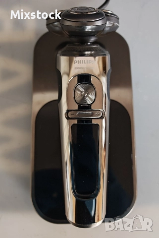 Philips S9000 Prestige (SP9862) с безжично зарядно 
