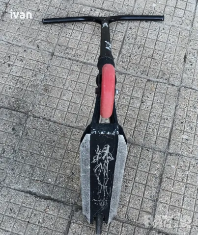 Къстъм тротинетка за трикове, снимка 5 - Скутери и тротинетки - 47718224