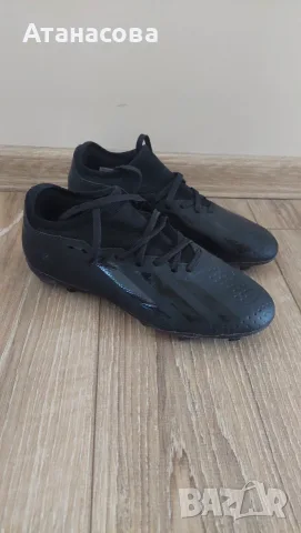 Футболни бутонки, снимка 2 - Детски маратонки - 55739214