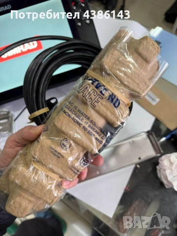 Продавам сонар Simrad NSS12 EVO3 със сонда, снимка 3 - Екипировка - 52709362