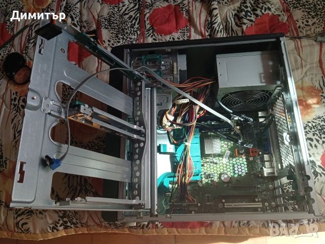 Продавам компютър Fujitsu Esprimo на символична цена, снимка 3 - Работни компютри - 53702246