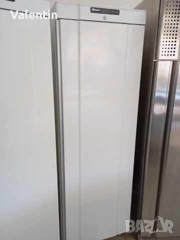 професионални хладилници, снимка 7 - Друго търговско оборудване - 53532690