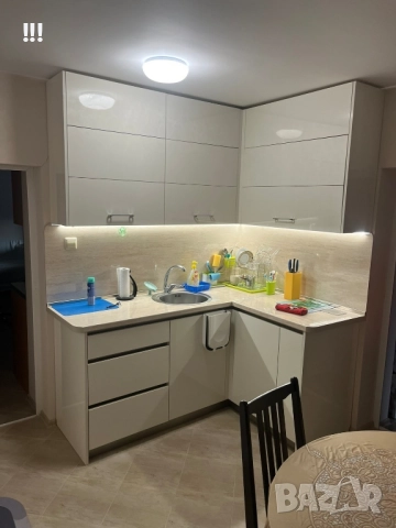 Масивна къща 250 кв.м. с двор, снимка 11 - Къщи - 51899147