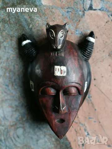 Африканка маска , дърворезба, ръчно изработена и оцветена. , снимка 3 - Статуетки - 48783279