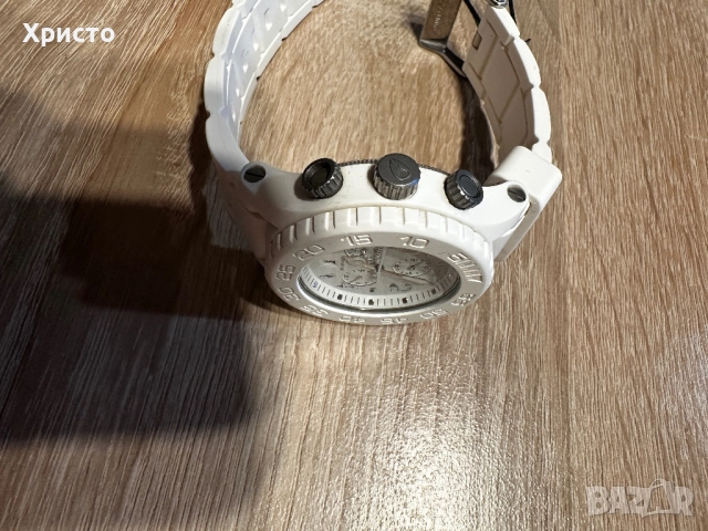 Часовник Nixon 42-20 чисто нов !, снимка 10 - Мъжки - 52585957