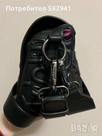 Черна чанта - Desigual , снимка 7 - Чанти - 53347920