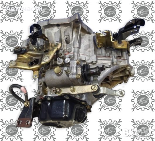 Ръчна скоростна кутия - Toyota Yaris - 1.4 D-4D - (2001 г.+) - (5 степенна), снимка 2 - Части - 42221574