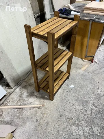 Дървен стилаж с три рафта, снимка 2 - Етажерки - 48736800