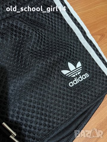 Adidas Originals къси памталони, снимка 2 - Къси панталони и бермуди - 41784389