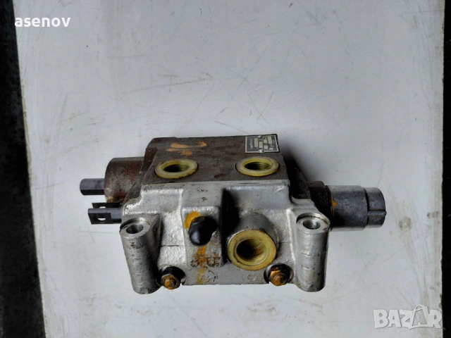 хидравличен разпределител, снимка 4 - Резервни части за машини - 53445413