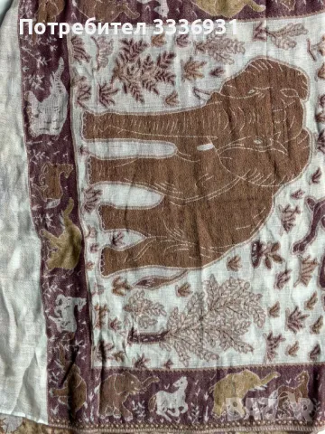 Голям шал с животниски принт , снимка 4 - Шалове - 50000681