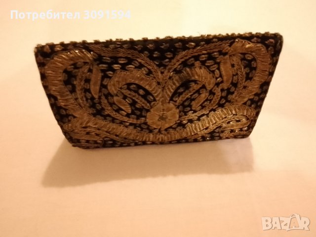 Винтидж чанта,портмоне със златна сърма черно кадифе, снимка 12 - Антикварни и старинни предмети - 41590235
