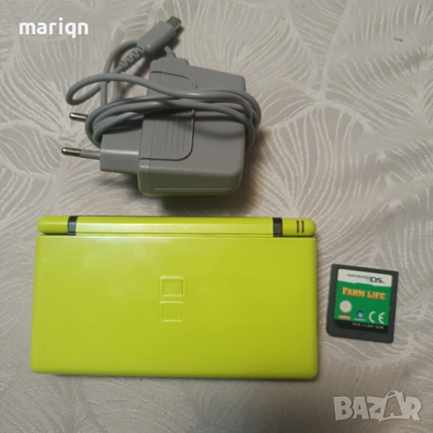 Nintendo DS lite