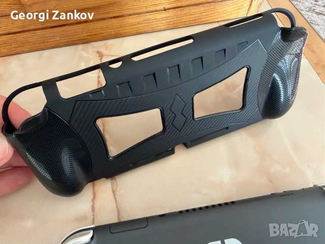 Nintendo Switch Lite, снимка 5 - Nintendo конзоли - 53666872