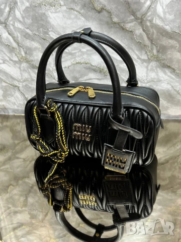 чанти Miu Miu , снимка 4 - Чанти - 50608348