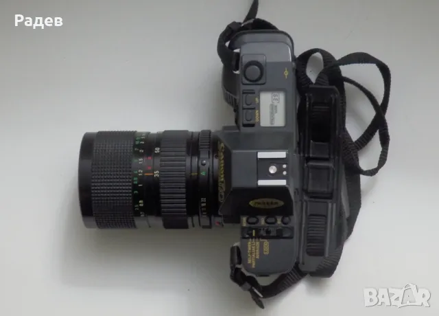 Canon T70 лентов фотоапарат и обектив Canon Zoom  FD 35-70mm 1:4 Macro , снимка 2 - Фотоапарати - 47308369