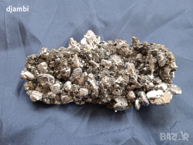 №13, Кристали,Минерали,Галенит,Галенит със сфалерит,, снимка 2 - Декорация за дома - 40624387