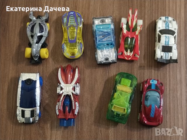 Продавам различни видове колички