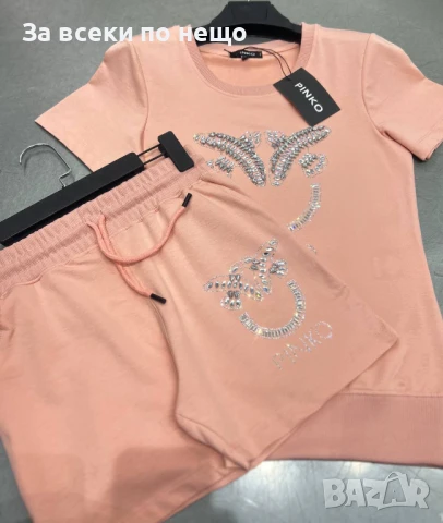 Pinko Дамски Летен Комплект С Лого Със Шити Кристали👚🩳Дамски Къс Екип - 3 Цвята Код A613, снимка 4 - Спортни екипи - 50465958