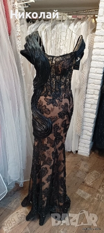 Абитуриентска рокля