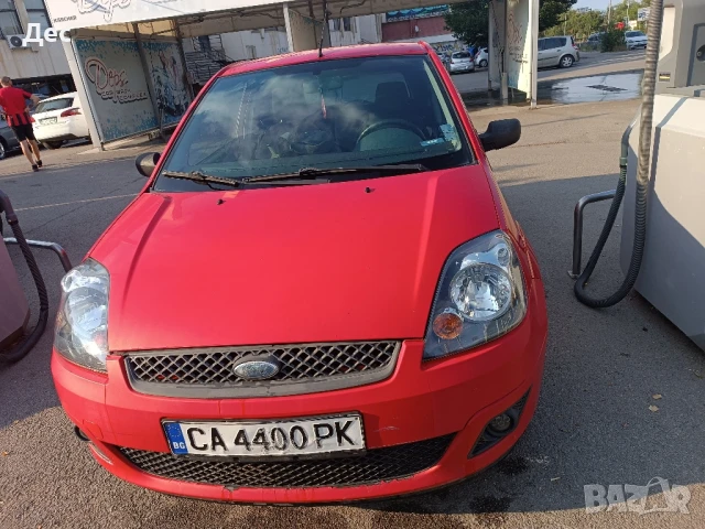 Форд Фиеста 1.4. бензин, снимка 3 - Автомобили и джипове - 51061546