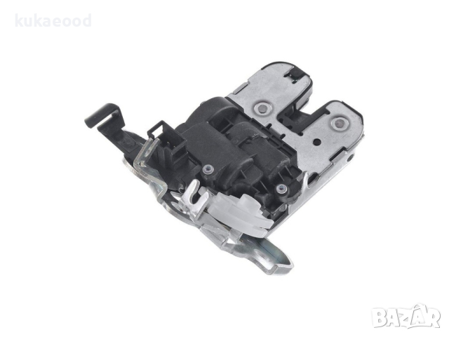 Машинка за заключване на багажник за Audi Q7 4L Facelift (2010-2015), снимка 3 - Части - 44530173