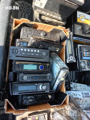 Си ди с флашка+дистанционо, снимка 4 - Аксесоари и консумативи - 27422065