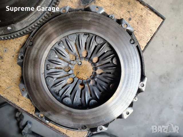 Комплект демпферен съединител 240мм AUDI/VW/Skoda/Seat 2.0TDI, снимка 3 - Части - 53223861