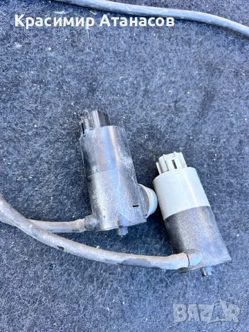 Помпичка чистачки за Тойота аурис.2007-2012, снимка 2 - Части - 48090713