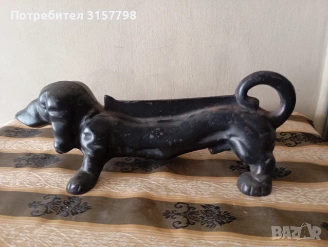 Стъргалка за обувки във формата на дакел