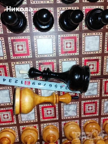 Шах48/48 с дървени фигури от орех и габър, снимка 3 - Статуетки - 51787327