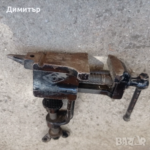 Антикварно часовникарско / бижутерско менгеме с мини наковалня, СССР