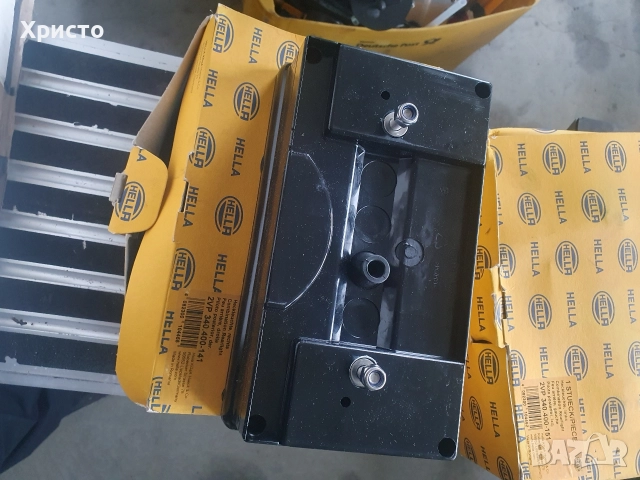 Стопове Hella за ремарке,колесар,каравана. , снимка 2 - Части - 52686241