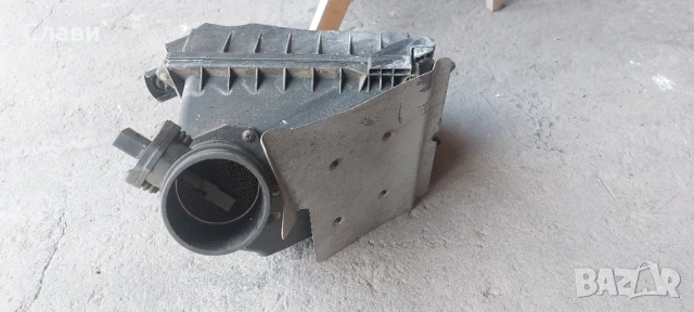 Филтърна кутия от Ауди А4 , снимка 4 - Части - 50751774