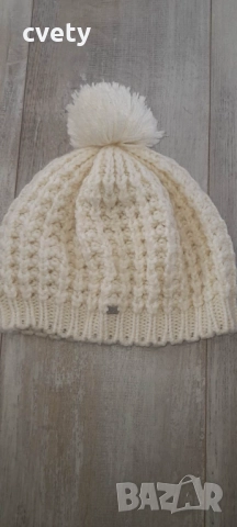 Шапка Mayoral за ръст 158-164 , снимка 2 - Шапки, шалове и ръкавици - 52022569